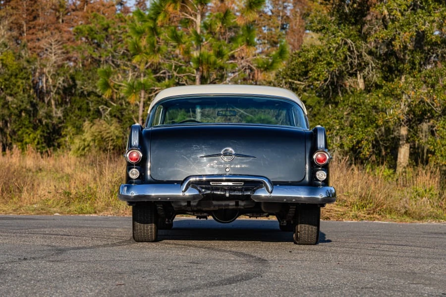 1956 Pontiac Chieftain - Image 5 of 31
