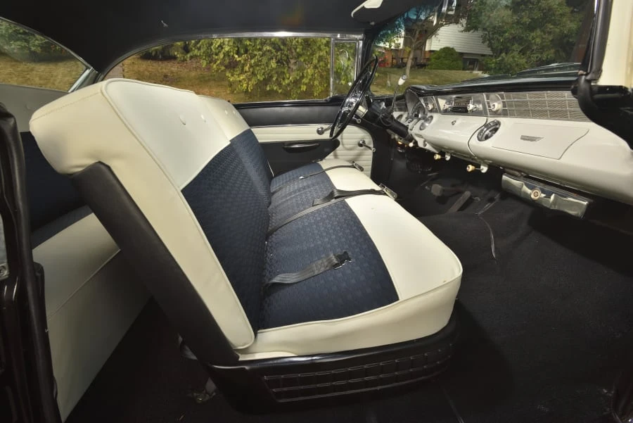 1956 Pontiac Chieftain - Image 22 of 31