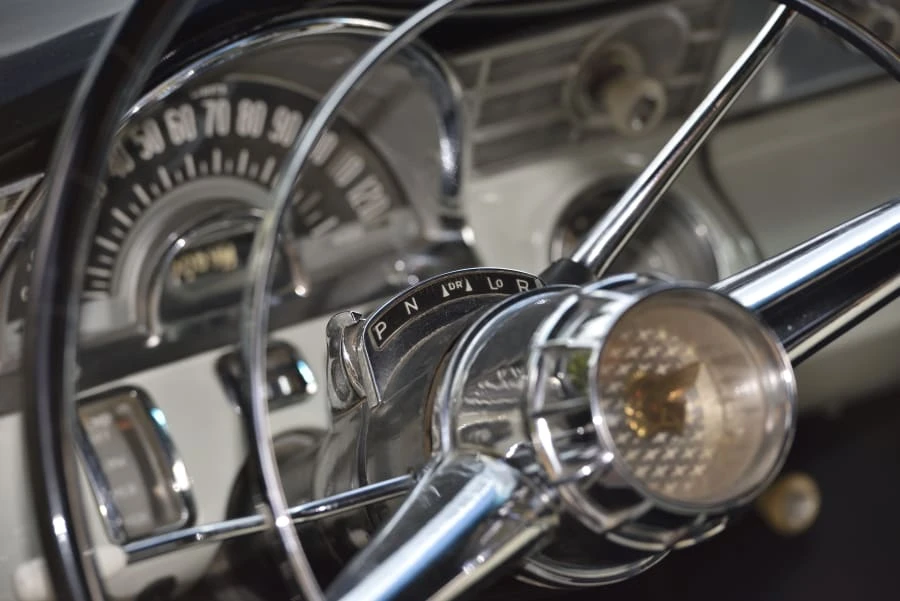 1956 Pontiac Chieftain - Image 27 of 31