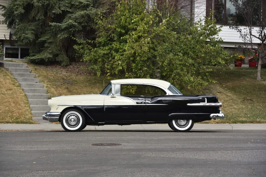 1956 Pontiac Chieftain - Image 16 of 31