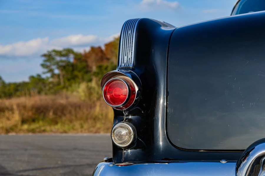 1956 Pontiac Chieftain - Image 11 of 31