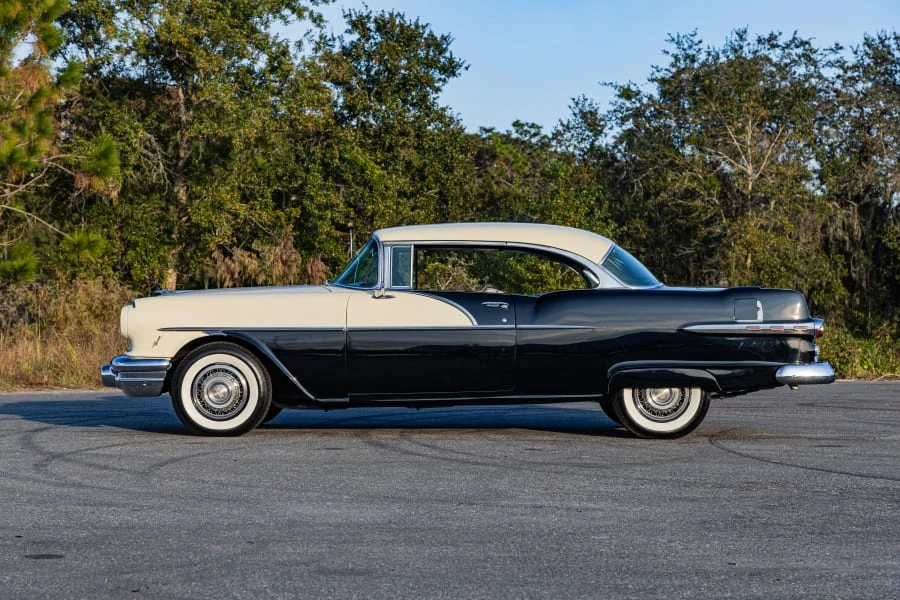 1956 Pontiac Chieftain - Image 20 of 31