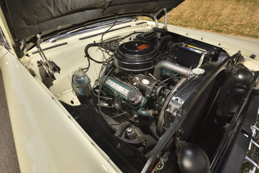 1956 Pontiac Chieftain - Image 28 of 31