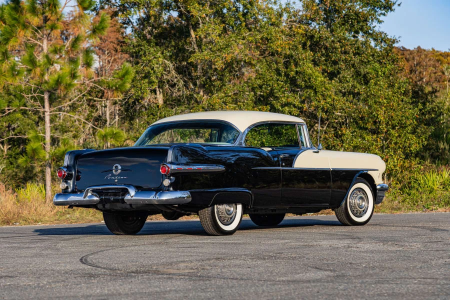 1956 Pontiac Chieftain - Image 3 of 31