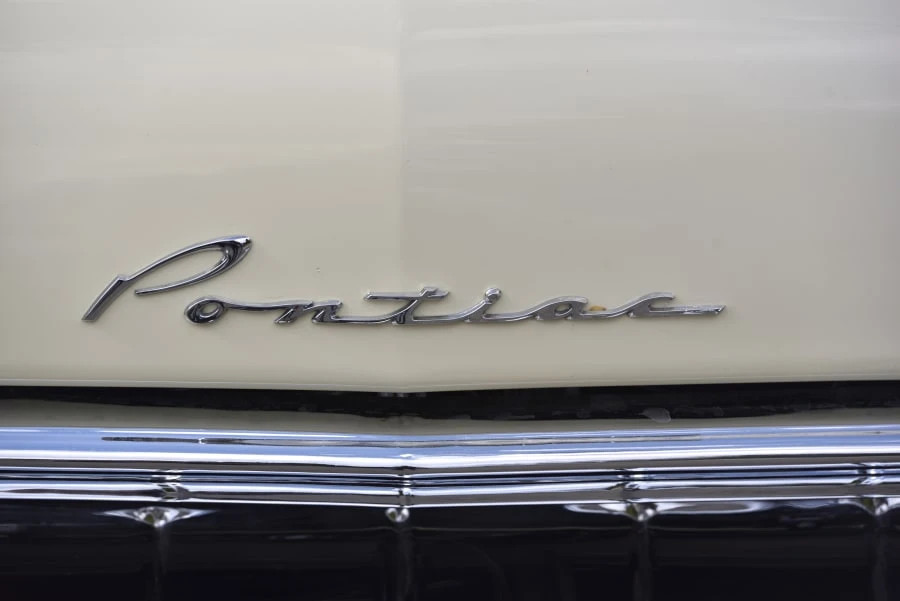 1956 Pontiac Chieftain - Image 17 of 31