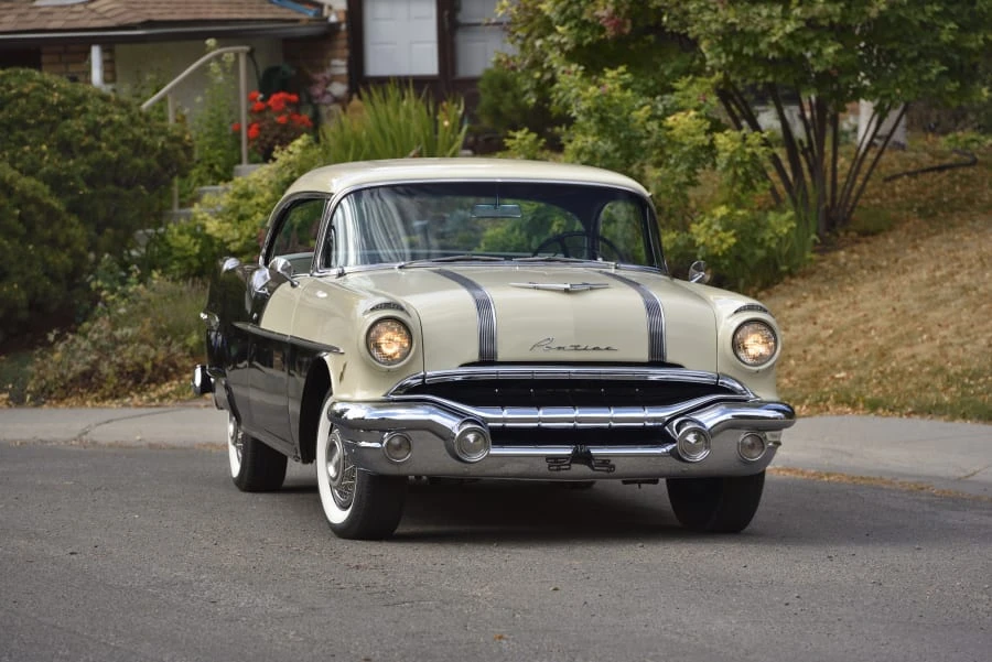 1956 Pontiac Chieftain - Image 4 of 31