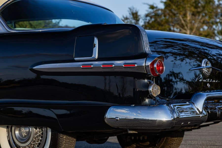 1956 Pontiac Chieftain - Image 12 of 31