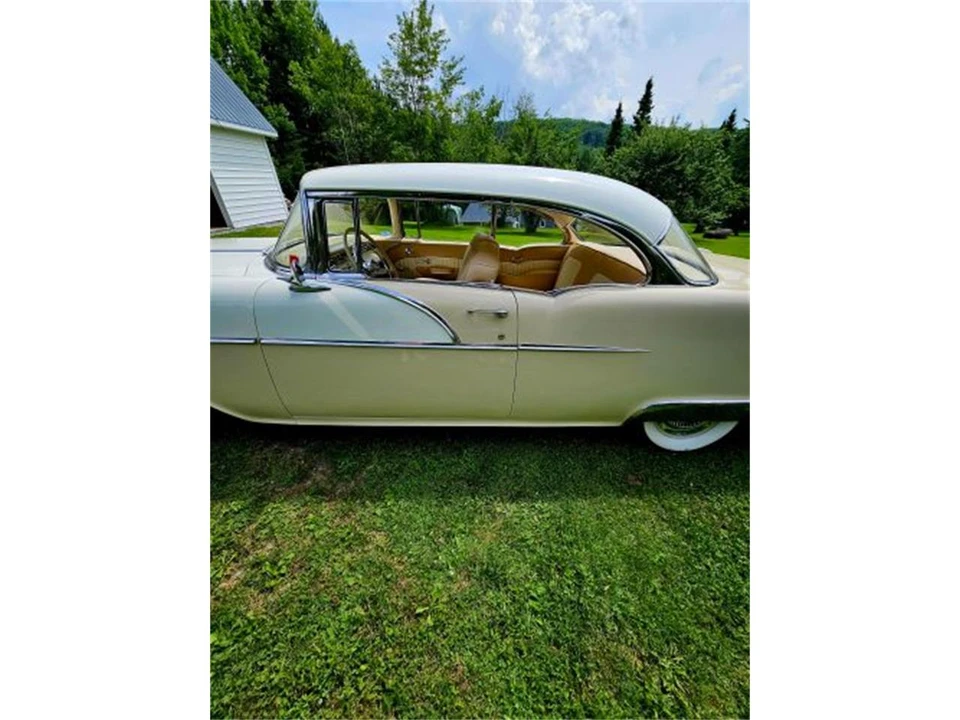 1956 Pontiac Chieftain - Image 6 of 11