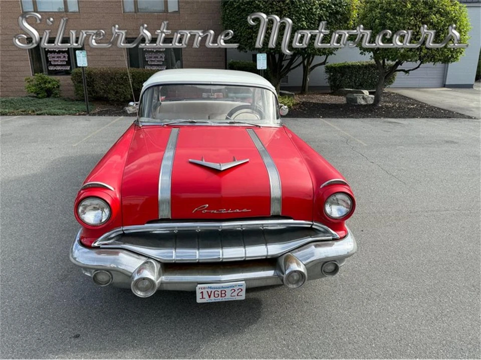 1956 Pontiac Chieftain - Image 13 of 31