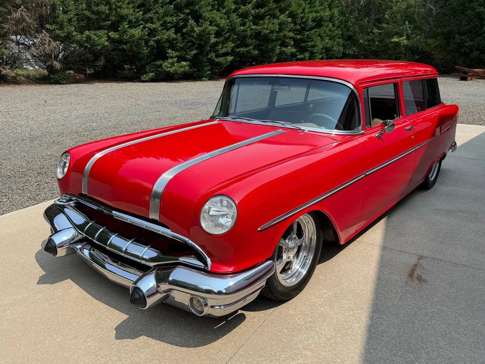 1956 Pontiac Chieftain - Image 17 of 31