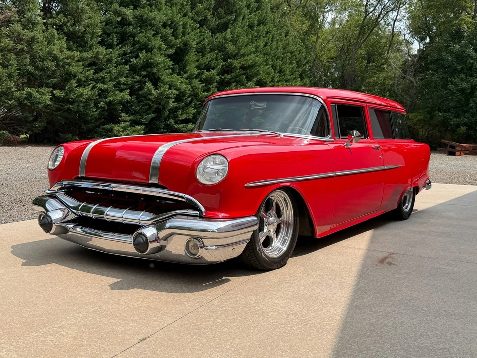 1956 Pontiac Chieftain - Image 3 of 31