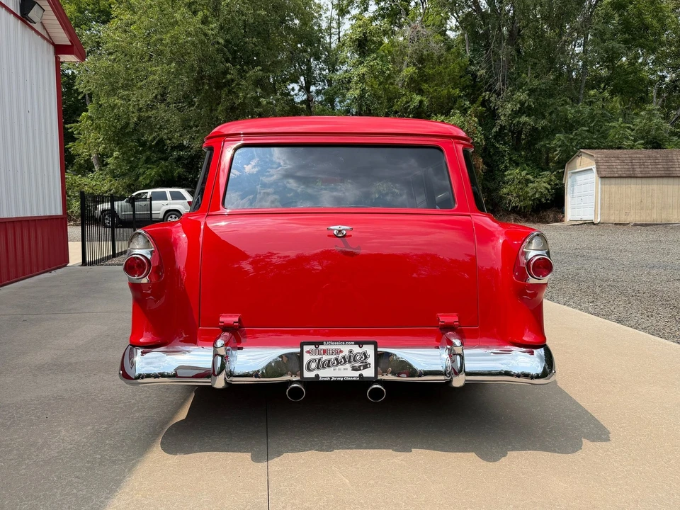 1956 Pontiac Chieftain - Image 6 of 31