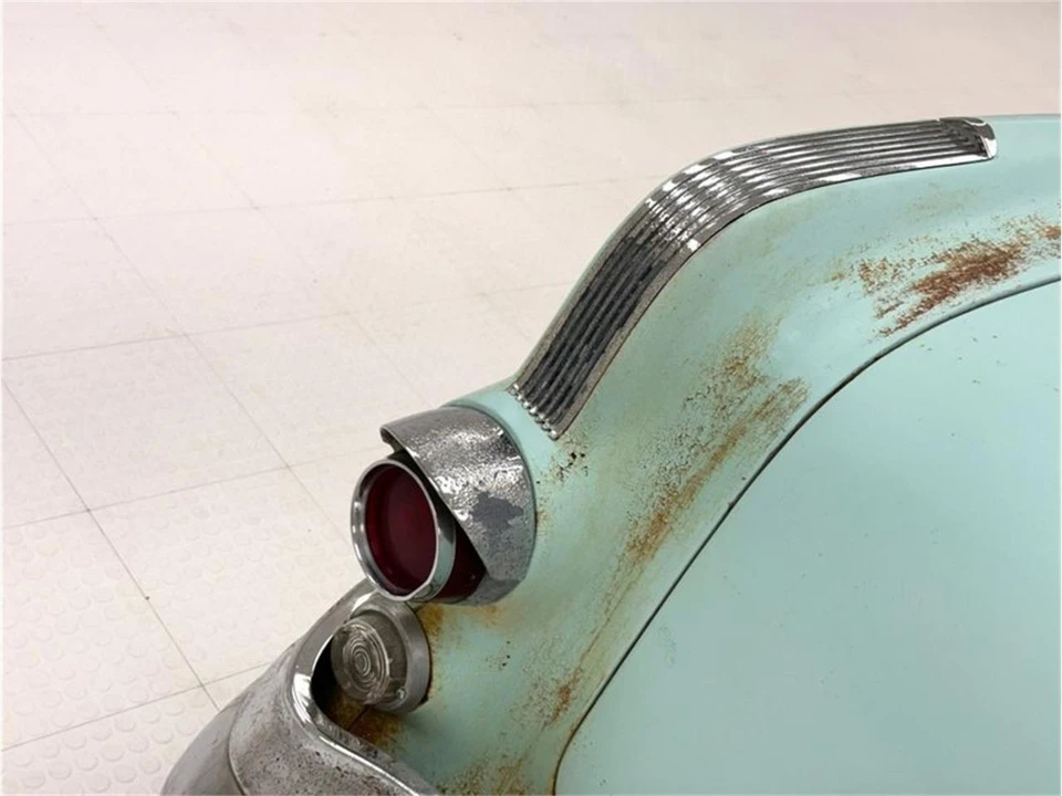 1956 Pontiac Chieftain - Image 18 of 31