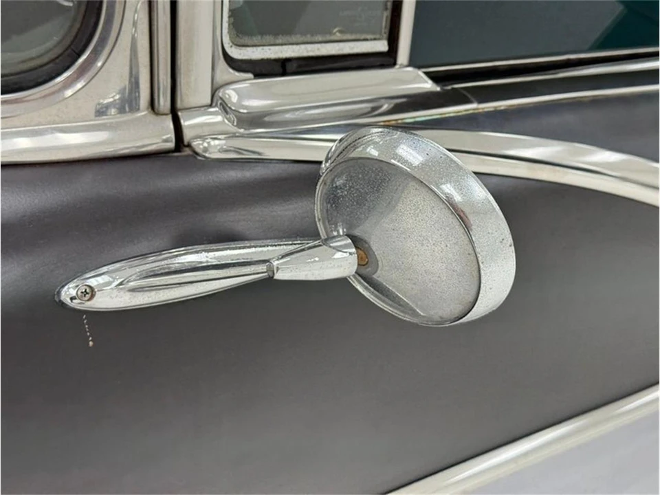 1956 Pontiac Chieftain - Image 15 of 31