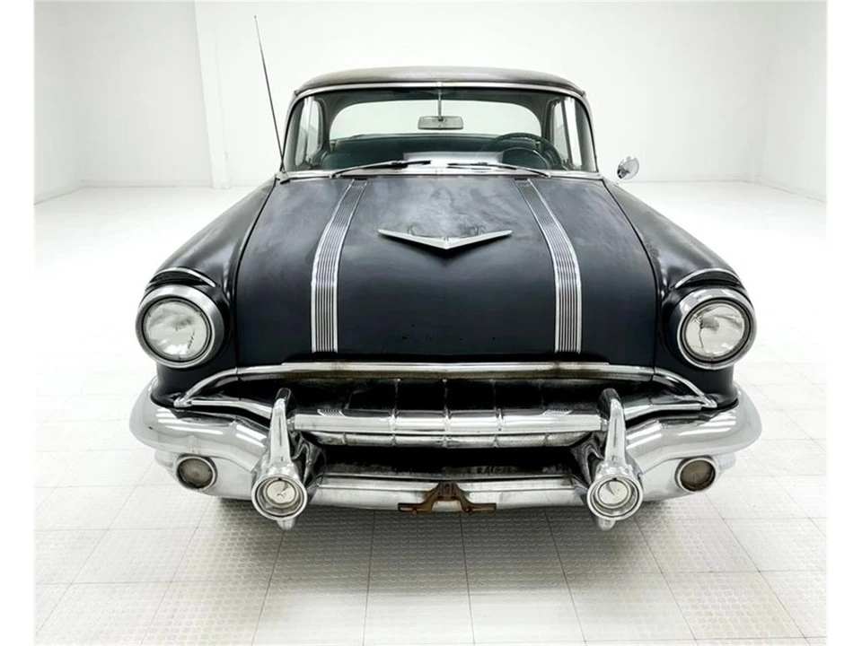 1956 Pontiac Chieftain - Image 8 of 31