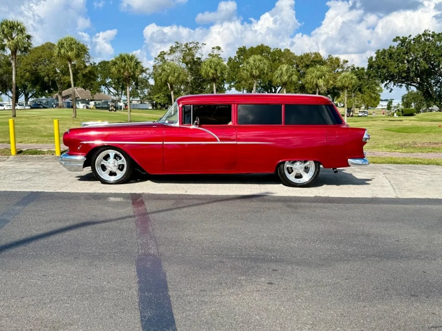 1956 Pontiac Chieftain - Image 2 of 11