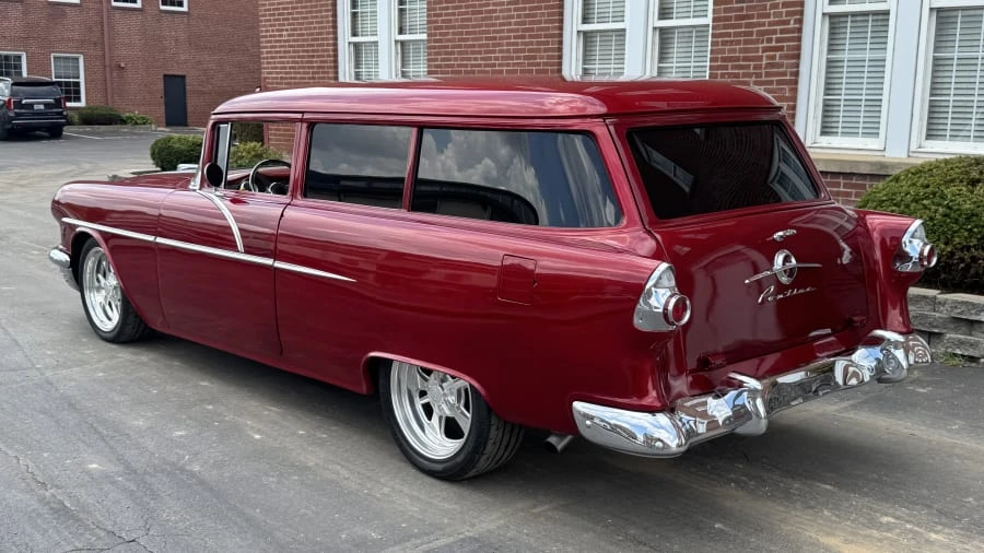 1956 Pontiac Chieftain - Image 3 of 11