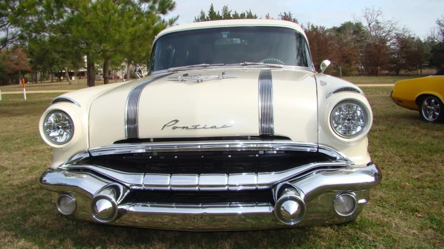 1956 Pontiac Chieftain - Image 4 of 31