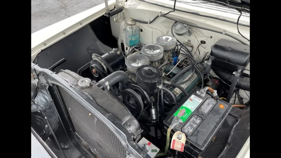 1956 Pontiac Chieftain - Image 6 of 12