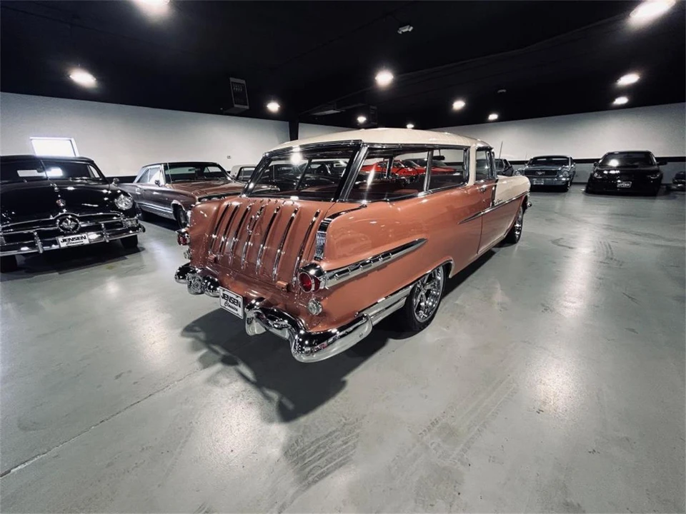 1956 Pontiac Safari - Image 25 of 31