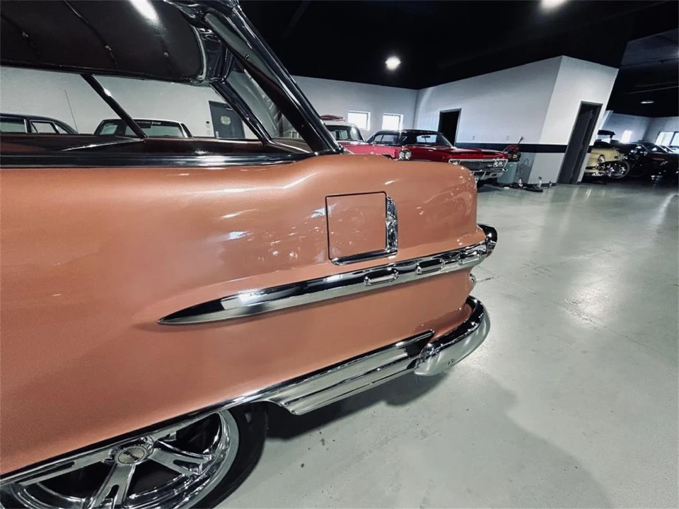 1956 Pontiac Safari - Image 18 of 31