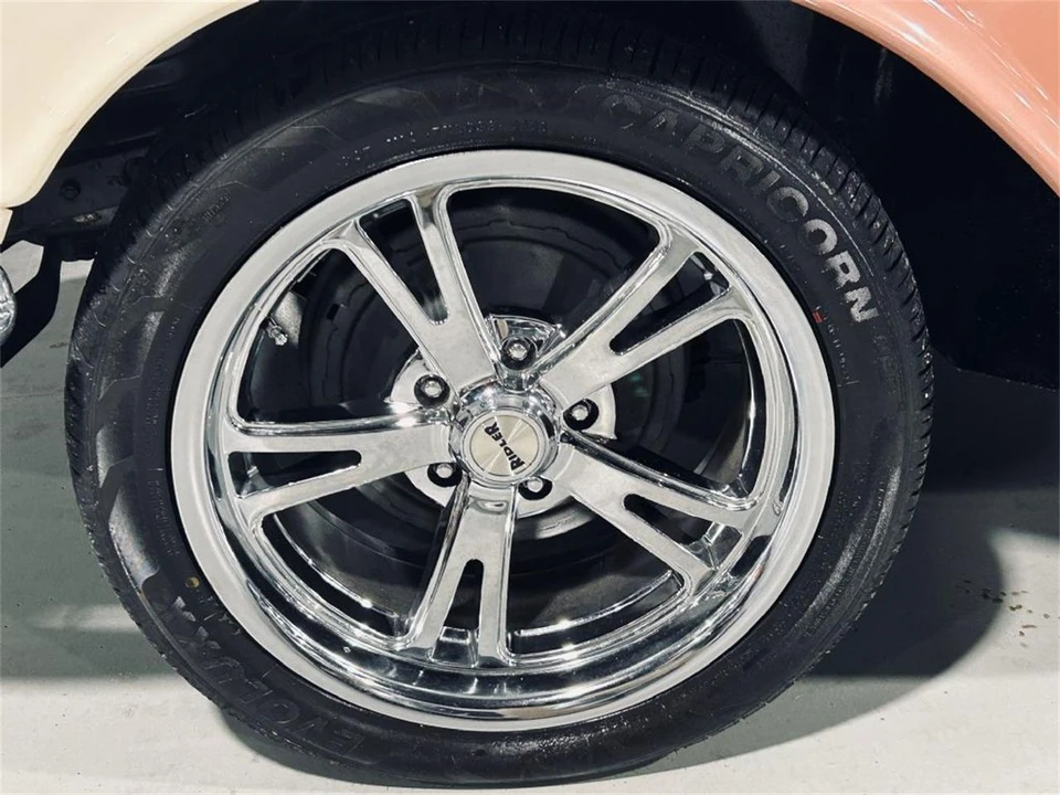 1956 Pontiac Safari - Image 3 of 31