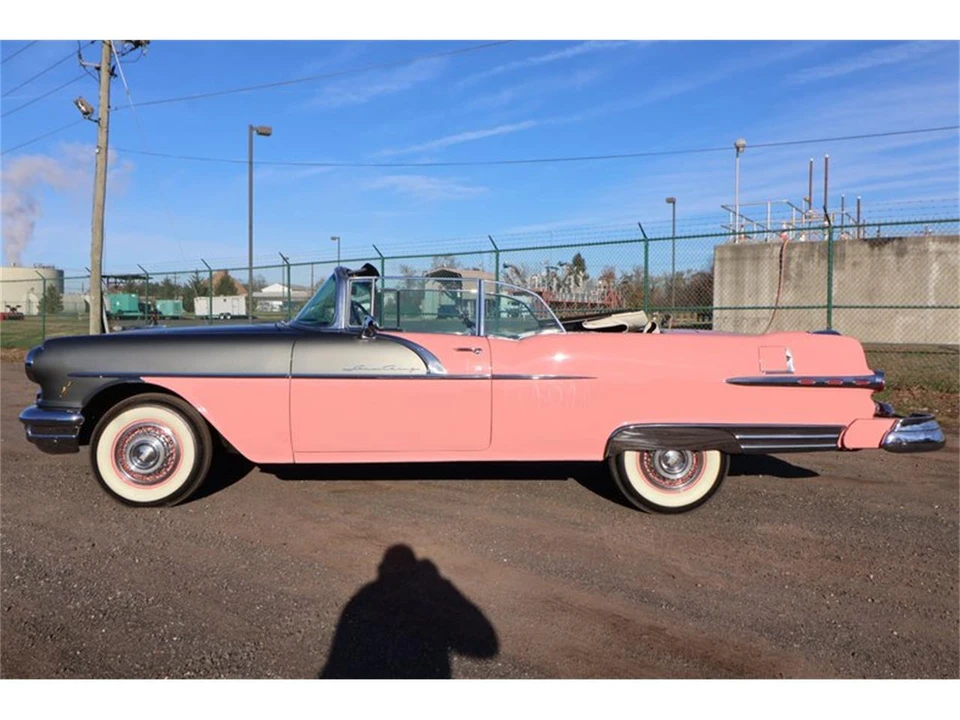 1956 Pontiac Star Chief - Image 6 of 8