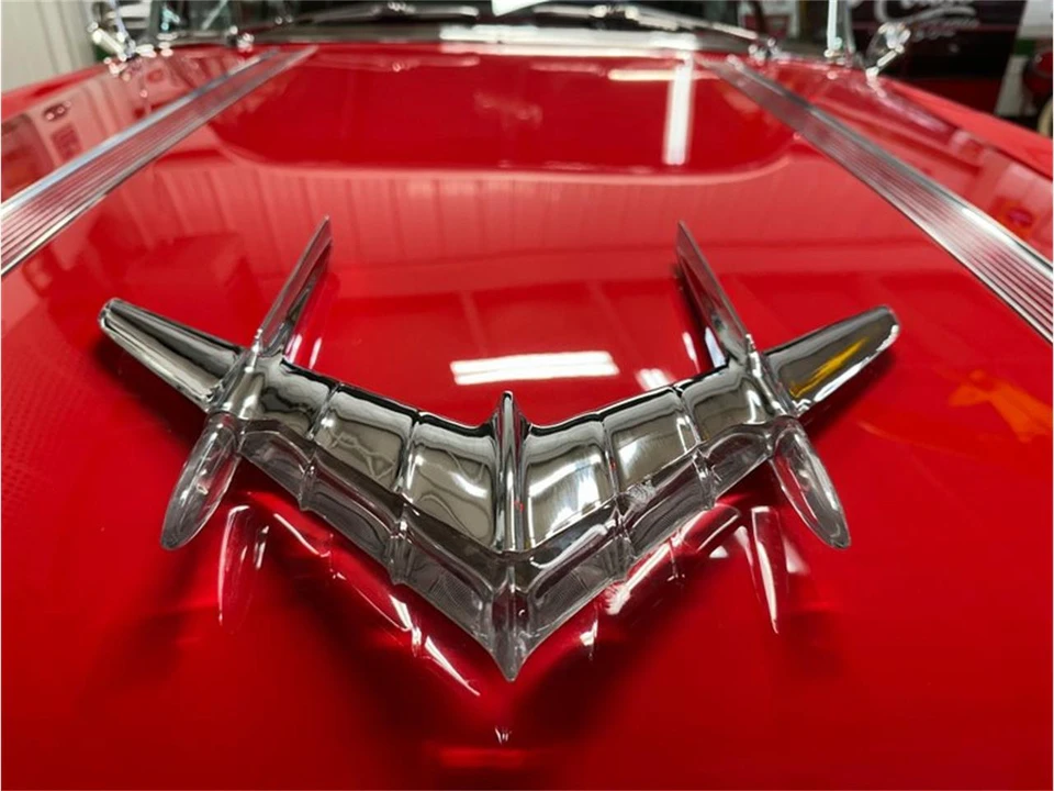 1956 Pontiac Star Chief - Image 10 of 31