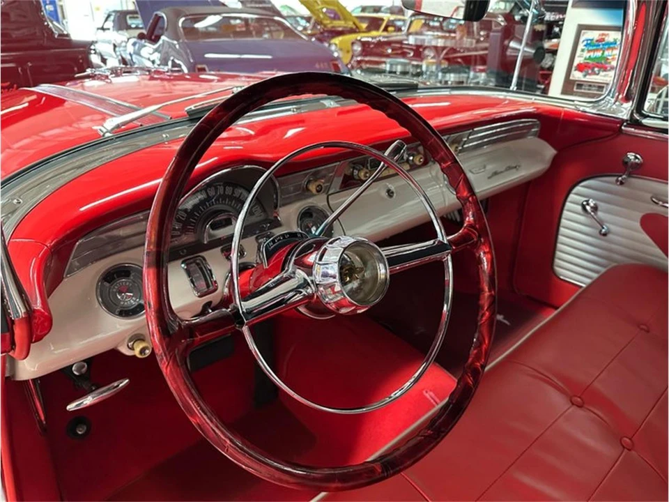 1956 Pontiac Star Chief - Image 27 of 31