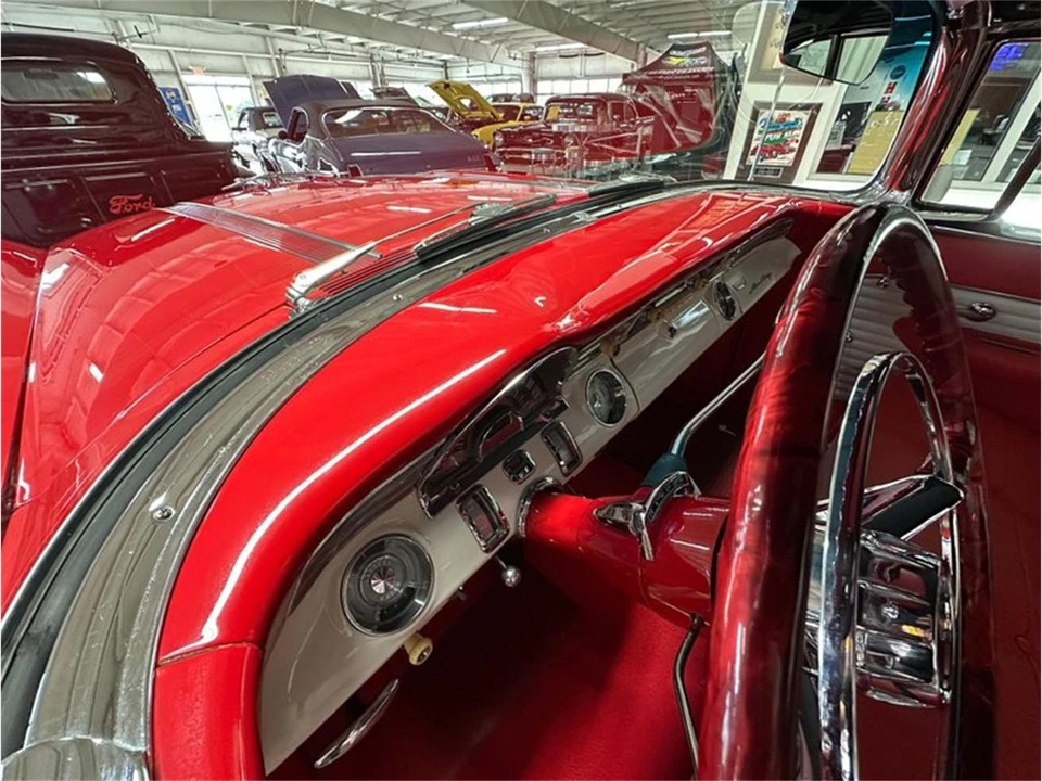 1956 Pontiac Star Chief - Image 28 of 31