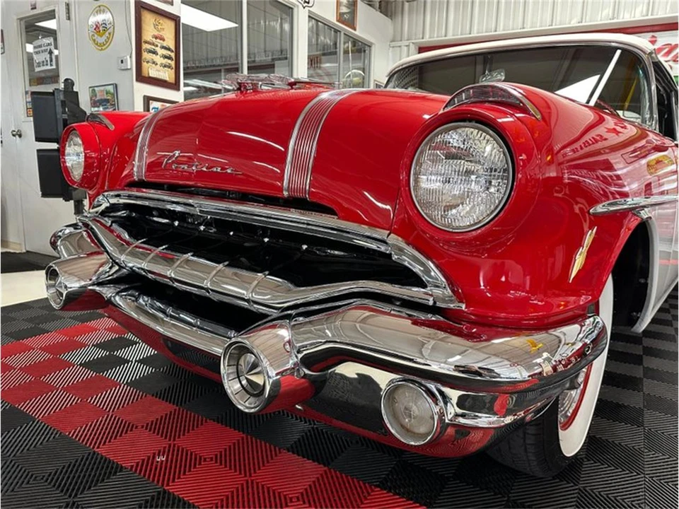 1956 Pontiac Star Chief - Image 12 of 31