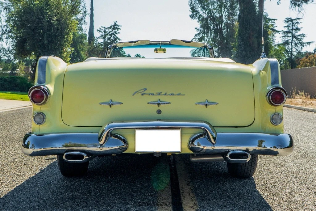 1956 Pontiac Star Chief - Image 7 of 12