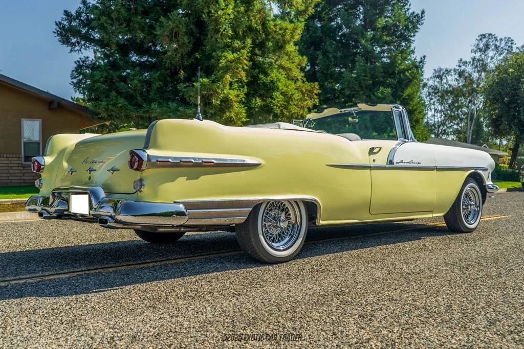 1956 Pontiac Star Chief - Image 8 of 12