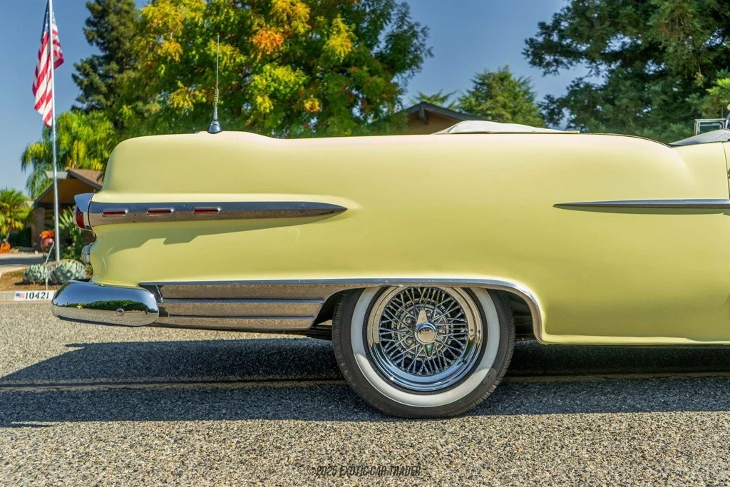 1956 Pontiac Star Chief - Image 10 of 12