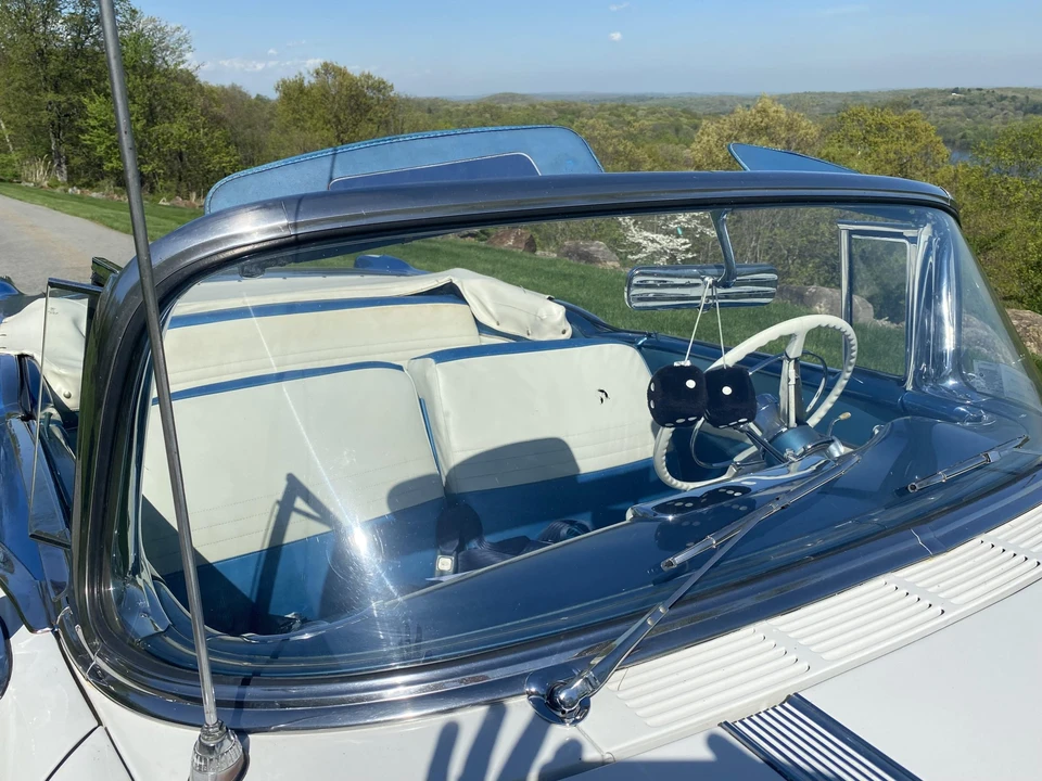 1956 Pontiac Star Chief - Image 21 of 31