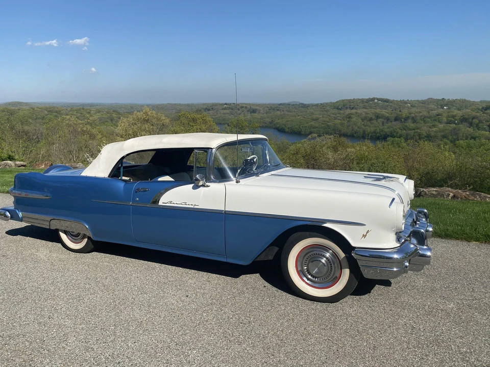 1956 Pontiac Star Chief - Image 15 of 31