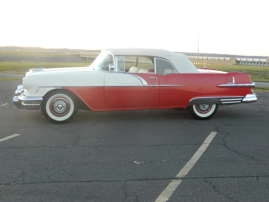 1956 Pontiac Star Chief - Image 2 of 8
