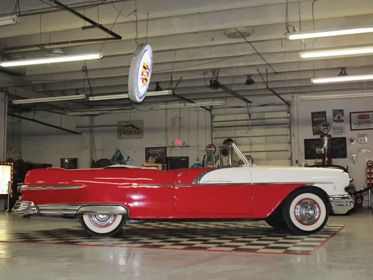 1956 Pontiac Star Chief - Image 6 of 17