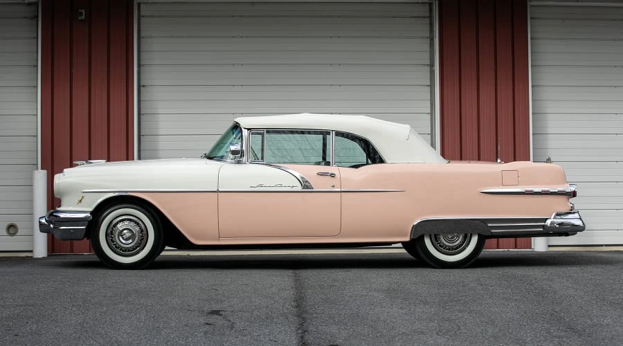 1956 Pontiac Star Chief - Image 2 of 31