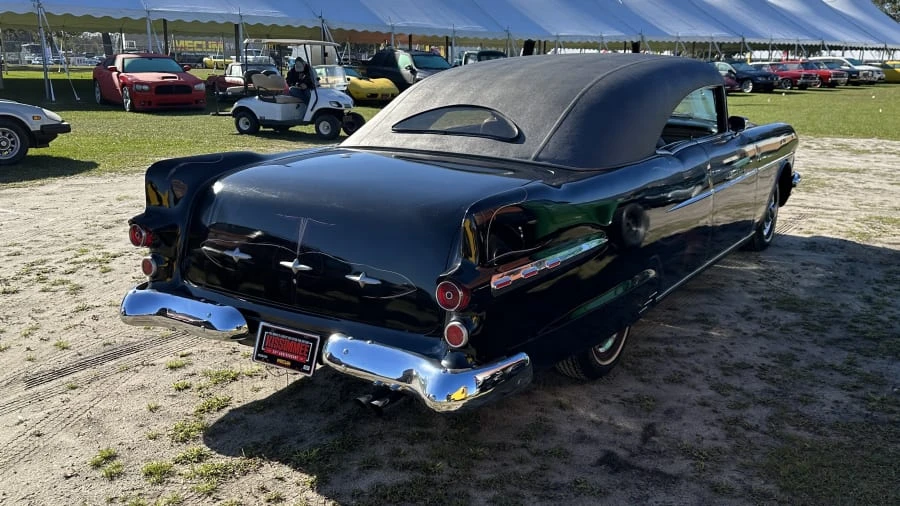 1956 Pontiac Star Chief - Image 4 of 14