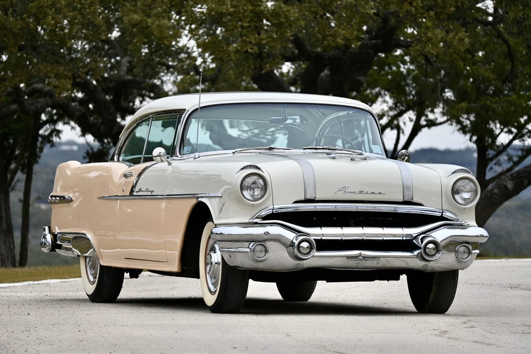 1956 Pontiac Star Chief - Image 10 of 31