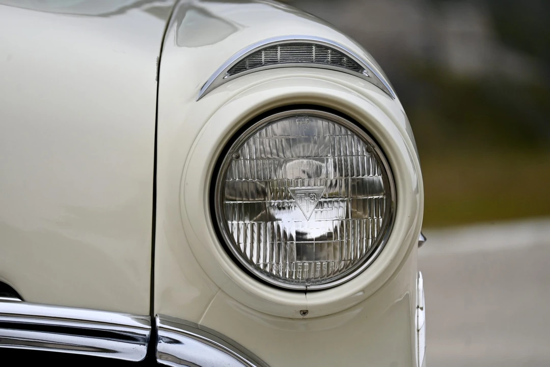 1956 Pontiac Star Chief - Image 29 of 31