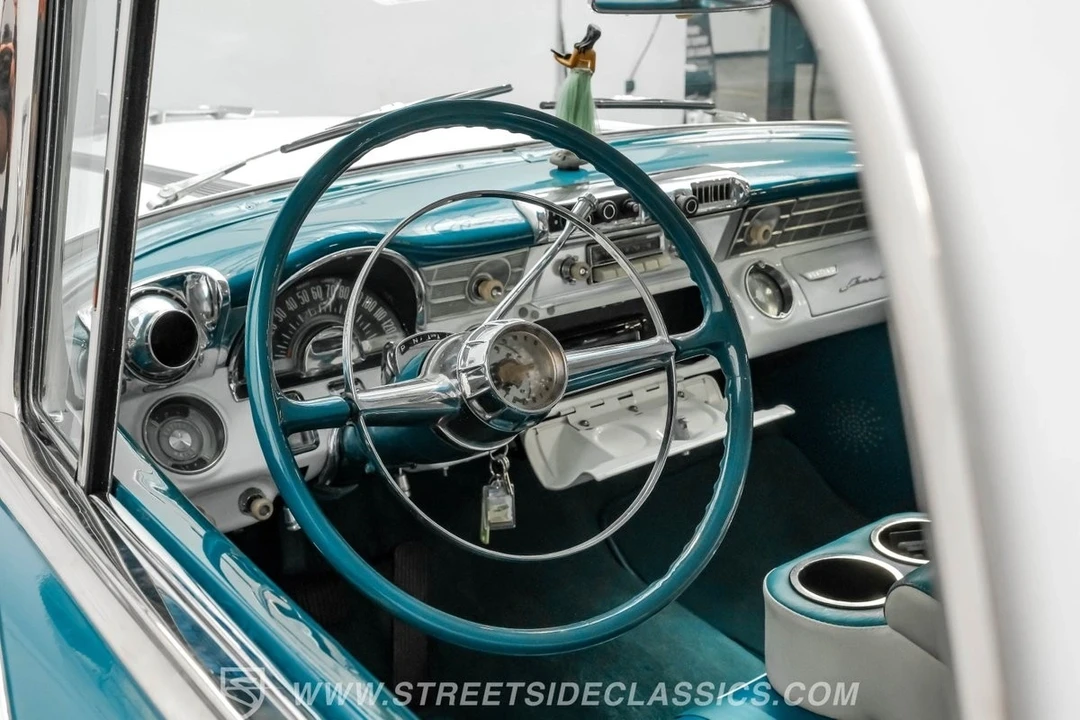 1956 Pontiac Star Chief - Image 5 of 21