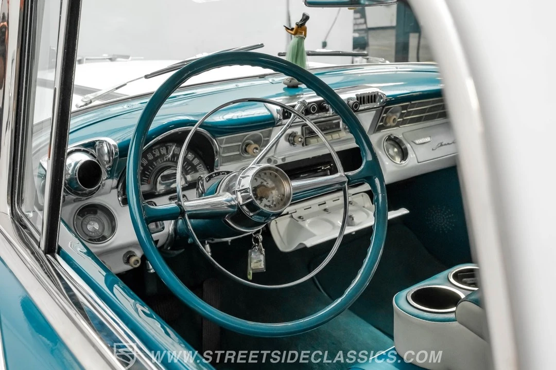 1956 Pontiac Star Chief - Image 4 of 12