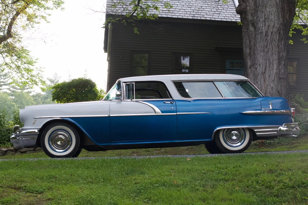 1956 Pontiac Star Chief - Image 9 of 31