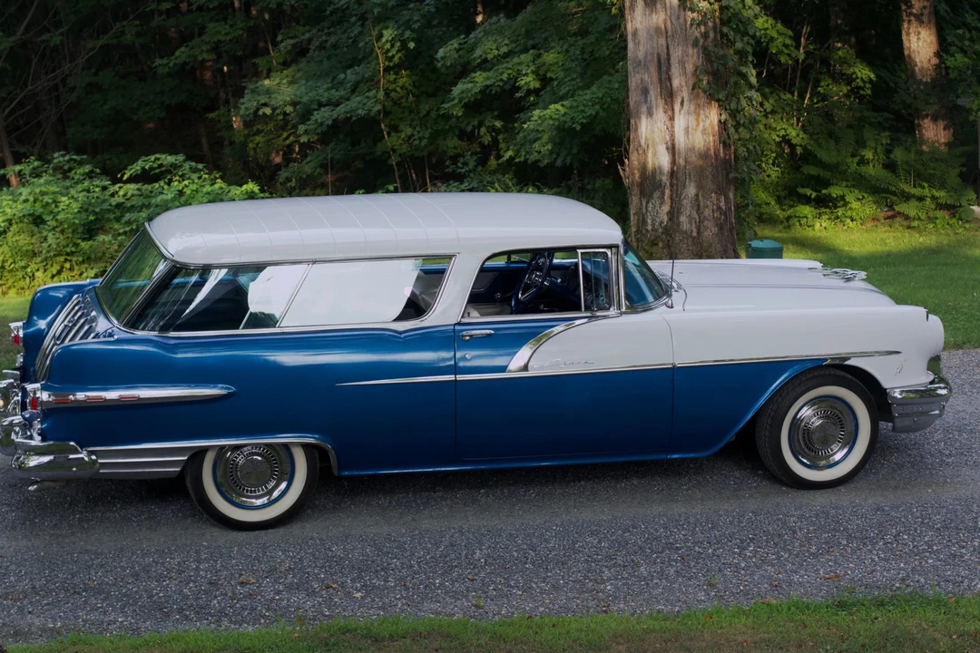 1956 Pontiac Star Chief - Image 14 of 31
