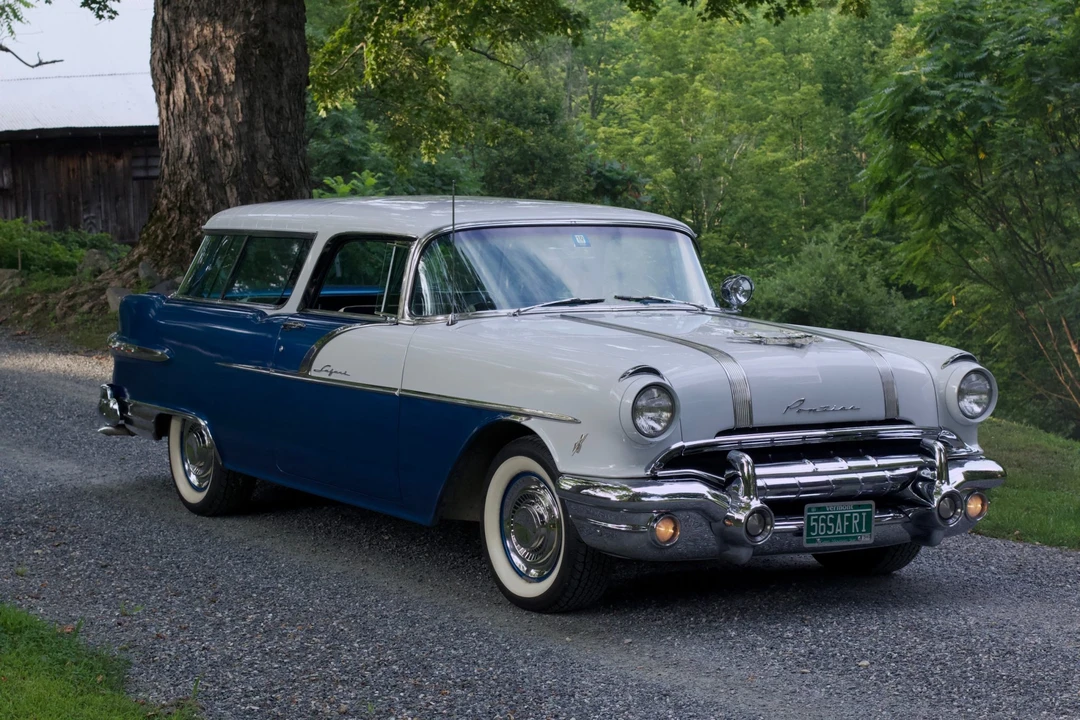 1956 Pontiac Star Chief - Image 28 of 31