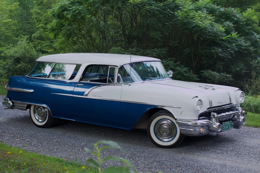 1956 Pontiac Star Chief - Image 24 of 31