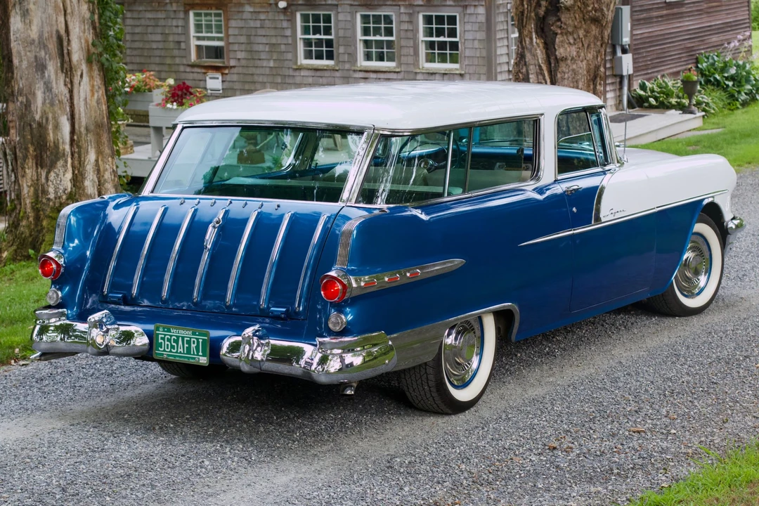 1956 Pontiac Star Chief - Image 12 of 31