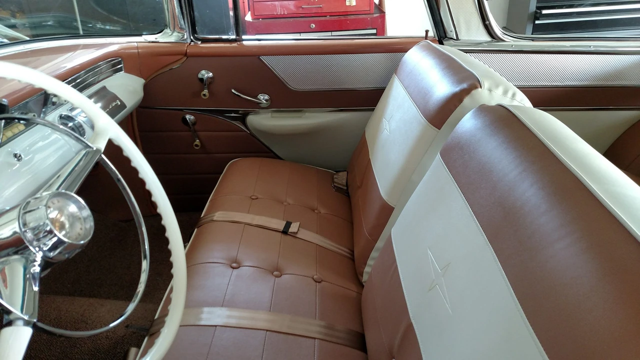 1956 Pontiac Safari - Image 18 of 31